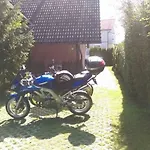 Homestay Frenkcottage 5 Km From The Airport- Free Transportation To The Airport Sencur