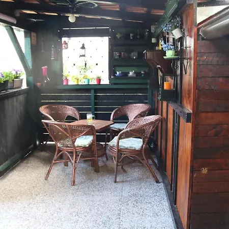 Homestay Frenkcottage 5 Km From The Airport- Free Transportation Sencur