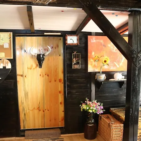 Frenkcottage 5 Km From The Airport- Free Transportation * Sencur