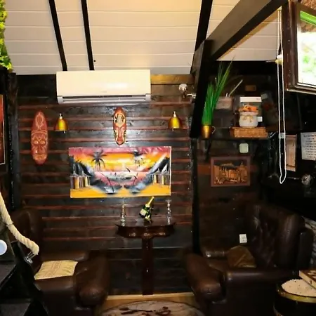 Rum i privatbostad Frenkcottage 5 Km From The Airport- Free Transportation *