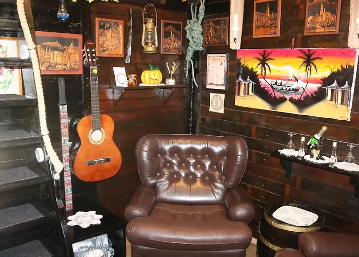 Frenkcottage 5 Km From The Airport- Free Transportation To The Airport *