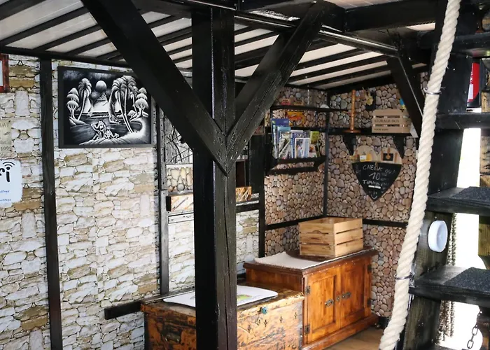 בית אירוח Frenkcottage 5 Km From The Airport- Free Transportation To The Airport *