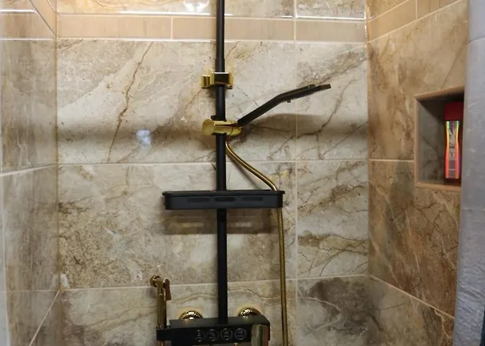 בית אירוח Frenkcottage 5 Km From The Airport- Free Transportation To The Airport *